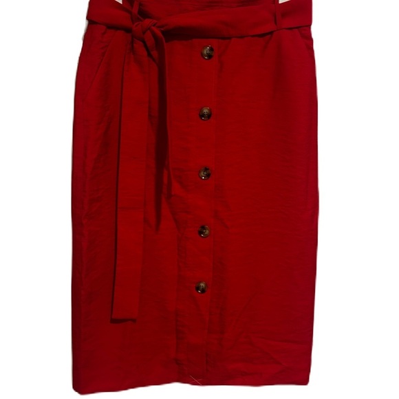 NWT Ann Taylor Red Pencil Skirt with Button Detail Attached Belt Sz. 10 - Picture 3 of 8